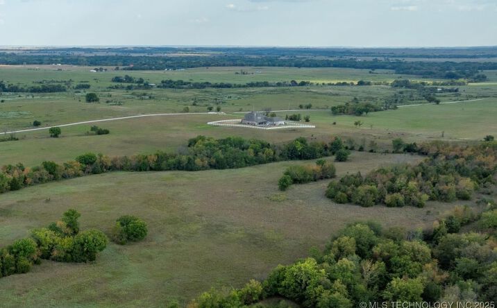 Pictures of Land property located at 4030 Road, Bartlesville, OK 74006 for sales - image #1