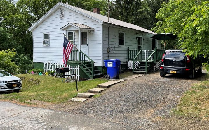 Pictures of Mobile Home Park property located at Cane St, Champlain, NY 12919 for sales - image #1
