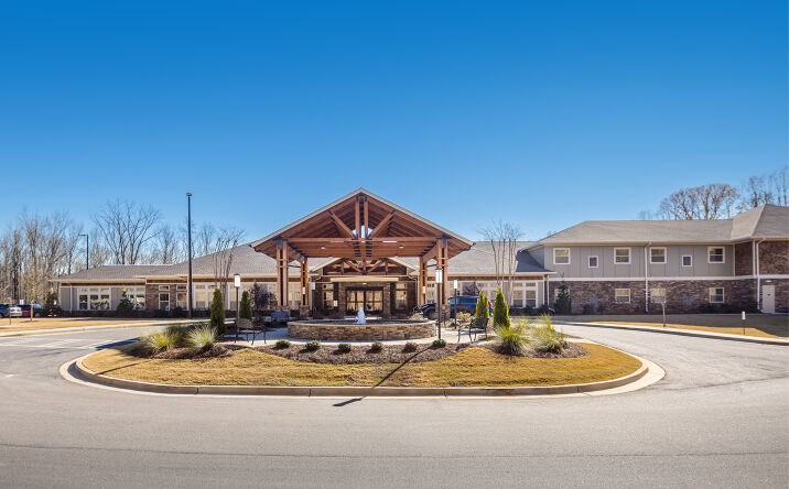 Pictures of Senior Living property located at 2700 Patrick Henry Parkway, Stockbridge, GA 30281 for sales - image #1