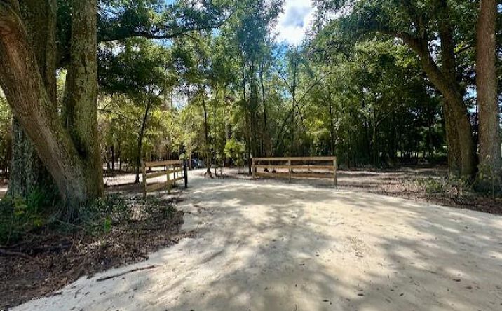Pictures of Land property located at SW 20th St, Bell, FL 32619 for sales - image #1