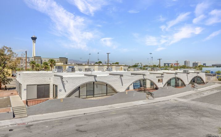 Pictures of Office property located at 1120 Almond Tree Ln, Las Vegas, NV 89104 for sales - image #1