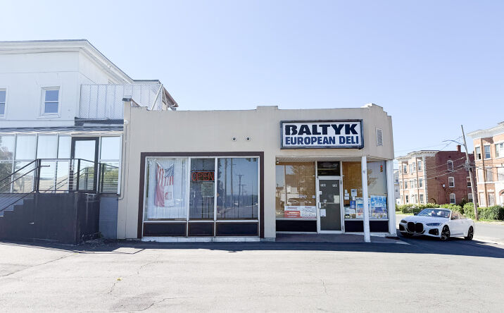 Pictures of Business for Sale, Retail property located at 731 Wethersfield Ave, Hartford, CT 06114 for sales - image #1