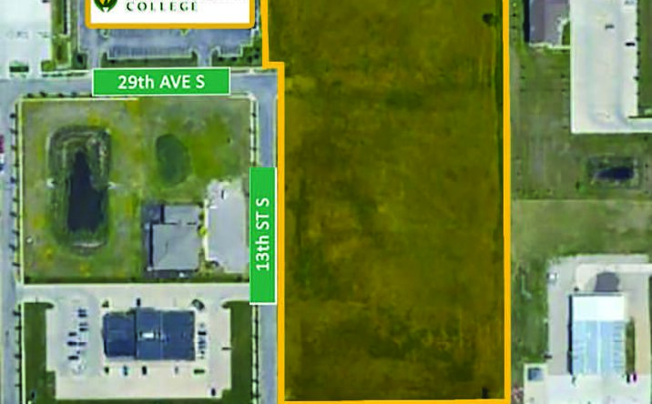 Pictures of Land property located at 2900 13th St S, Moorhead, MN 56560 for sales - image #1