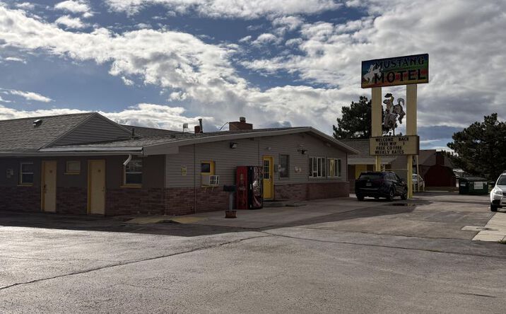 Pictures of Hospitality property located at 922 E 3rd St, Gillette, WY 82716 for sales - image #1