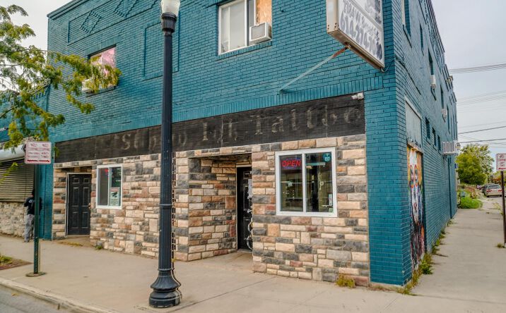 Pictures of Mixed Use, Retail property located at 2386 W Broad Street #2384, Columbus, OH 43204 for sales - image #1