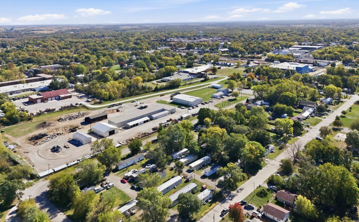 Pictures of Mobile Home Park property located at 1000 N 8th St, Fairfield, IA 52556 for sales - image #1