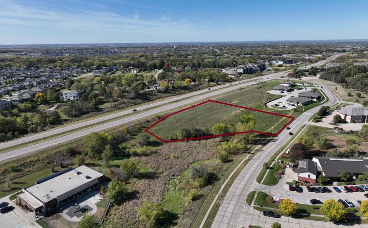 Pictures of Land property located at 8101 Eiger Dr, Lincoln, NE 68516 for sales - image #1