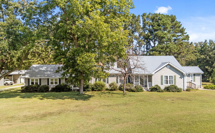 Pictures of Mixed Use property located at 1208 Peach Orchard Rd, Four Oaks, NC 27524 for sales - image #1