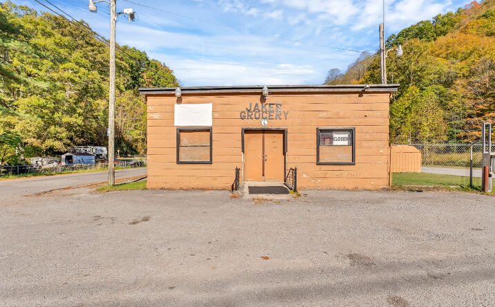 Pictures of Land, Mixed Use, Multifamily property located at 2979 Cherokee Rd, Northfork, WV 24868 for sales - image #1