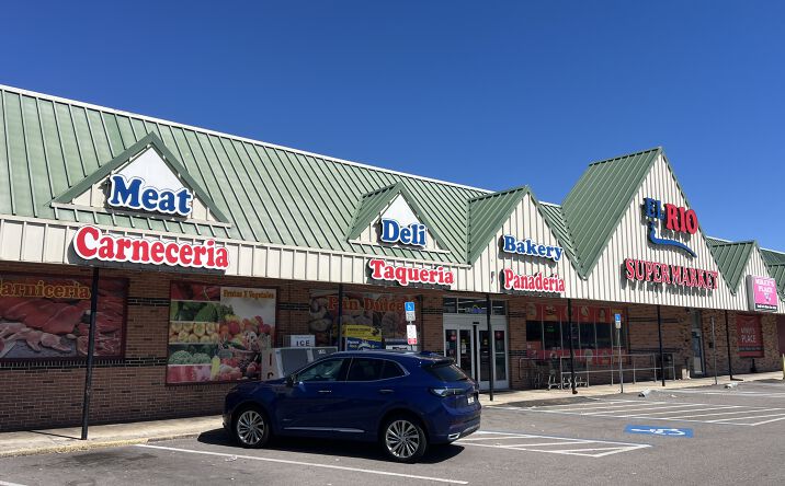Pictures of Retail property located at 3402 W Baker St, Plant City, FL 33563 for sales - image #1