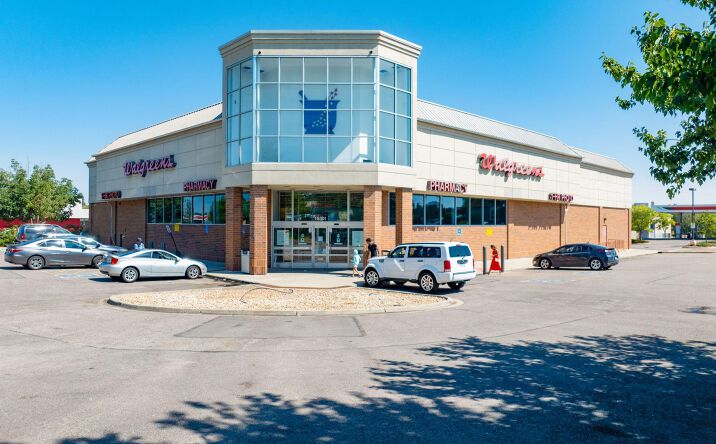 Pictures of Retail property located at 15301 E Iliff Ave, Aurora, CO 80013 for sales - image #1