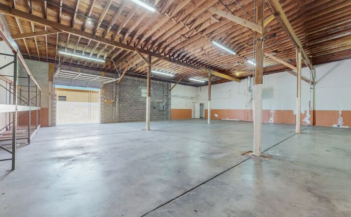 Pictures of Business for Sale, Industrial property located at 1823 Commercial St NE Suite C, Albuquerque, NM 87102 for sales - image #1