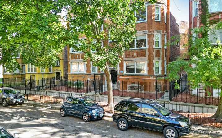 Pictures of Multifamily property located at 7831 S Kingston Ave, Chicago, IL 60649, 7841 S. KINGSTON AVE, Chicago, IL 60649 for sales - image #1