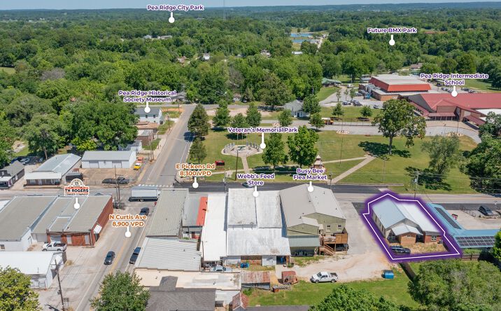 Pictures of Retail property located at 203 E Pickens Rd, Pea Ridge, AR 72751 for sales - image #1