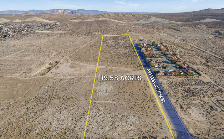 Pictures of Land property located at 0 Appleblossom St, Rosamond, CA 93560 for sales - image #1