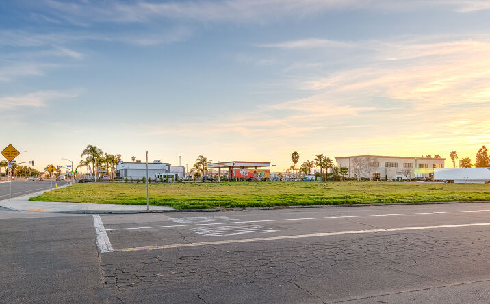 Pictures of Land property located at 22470 Cactus Ave, Moreno Valley, CA 92553 for sales - image #1