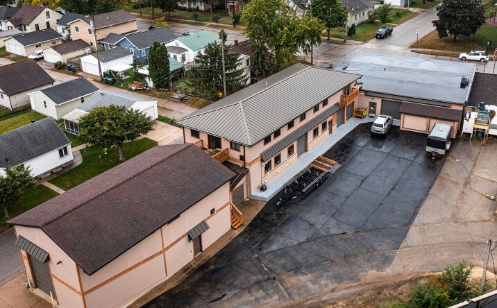 Pictures of Industrial, Mixed Use, Multifamily, Office, Retail property located at 1613 Chase St, La Crosse, WI 54601 for sales - image #1