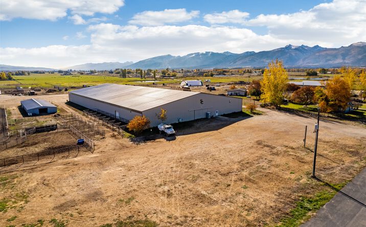 Pictures of Mixed Use property located at 224 Rusty Spur Way, Corvallis, MT 59828 for sales - image #1