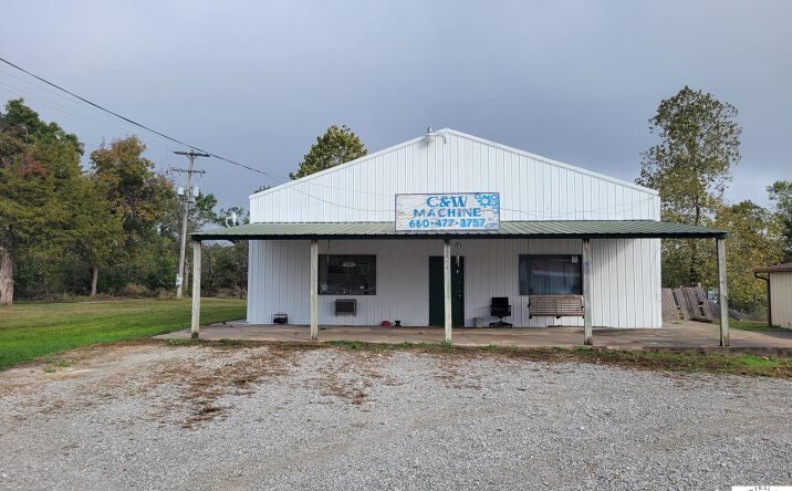 Pictures of Industrial property located at 11007 7, Clinton, MO 64735 for sales - image #1