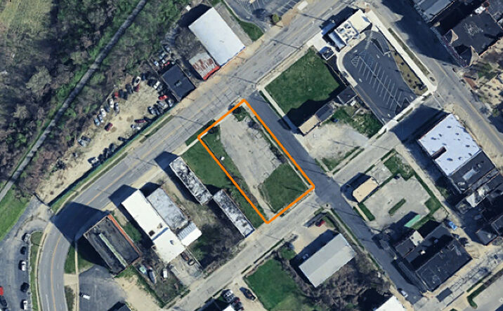 Pictures of Land property located at 440 Front St, Toledo, OH 43605 for sales - image #1