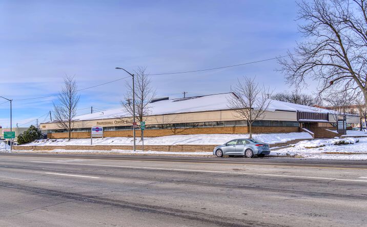 Pictures of Office property located at 900 E Michigan Avenue, Jackson, MI 49201 for sales - image #1
