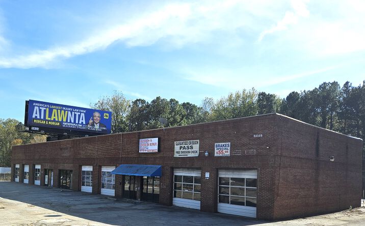 Pictures of Retail property located at 5449 Covington Hwy, Decatur, GA 30035 for sales - image #1