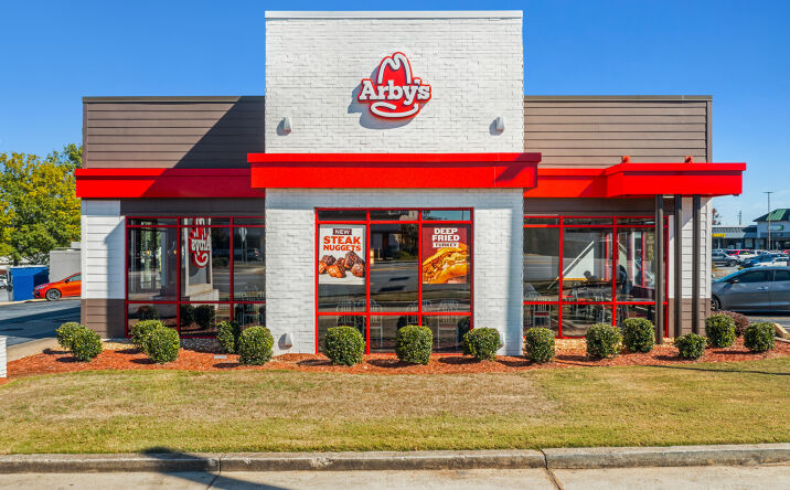 Pictures of Retail property located at 126 S Clayton St, Lawrenceville, GA 30046 for sales - image #1