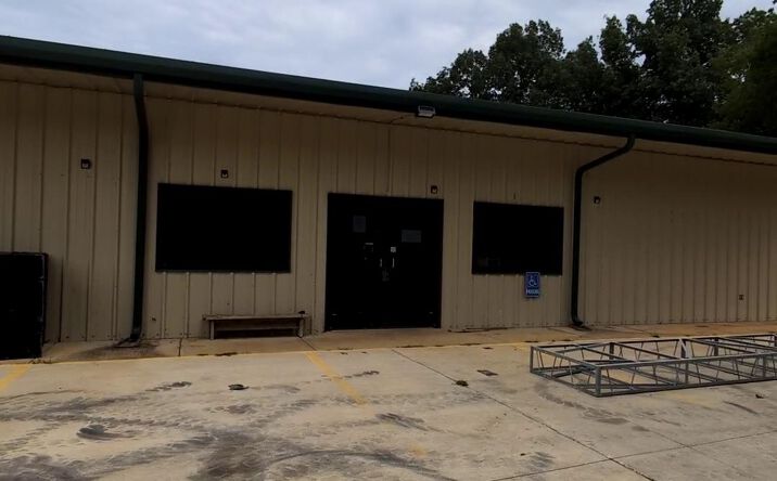 Pictures of Land, Mixed Use, Office, Retail property located at 30 Warpath Dr, Cherokee Village, AR 72529 for sales - image #1