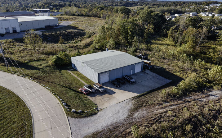 Pictures of Industrial property located at 1174 Mason Circle North, Pevely, MO 63070 for sales - image #1