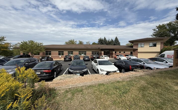 Pictures of Office property located at 181 River Ridge Cir S, Burnsville, MN 55337 for sales - image #1