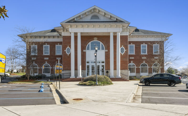 Pictures of Office, Retail property located at 801 North Elm Street, High Point, NC 27262 for sales - image #1