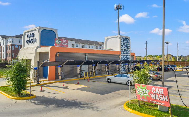 Pictures of Special Purpose property located at 8460 Phelan Blvd, Beaumont, TX 77707 for sales - image #1