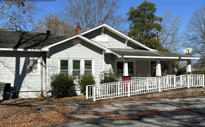 Pictures of Office property located at 1321 Hunt St, Newberry, SC 29108 for sales - image #1