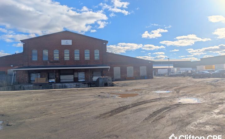 Pictures of Industrial property located at 5 Slater Dr, Elizabeth, NJ 07206 for sales - image #1