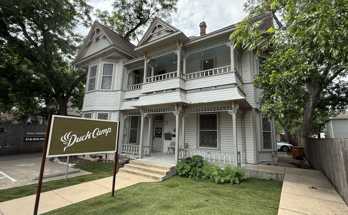 Pictures of Retail, Office, Mixed Use property located at 1301 E Cesar Chavez St, Austin, TX 78702 for sales - image #1
