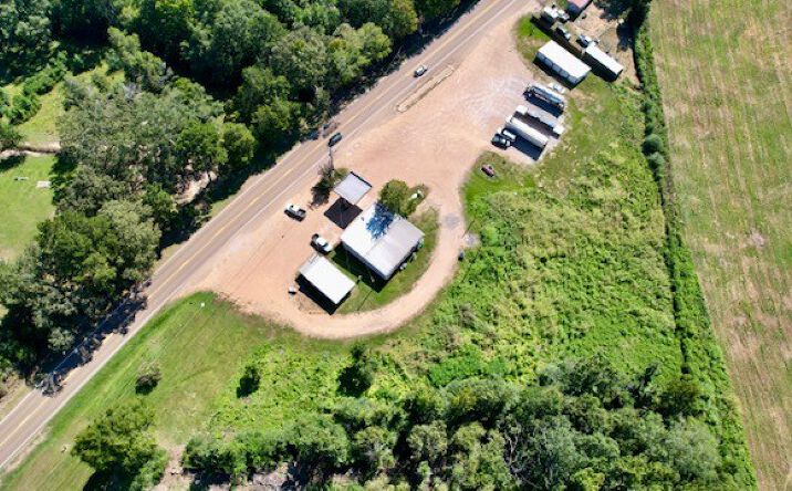 Pictures of Mixed Use, Retail, Hospitality property located at 1681 Hwy 550, Brookhaven, MS 39601 for sales - image #1