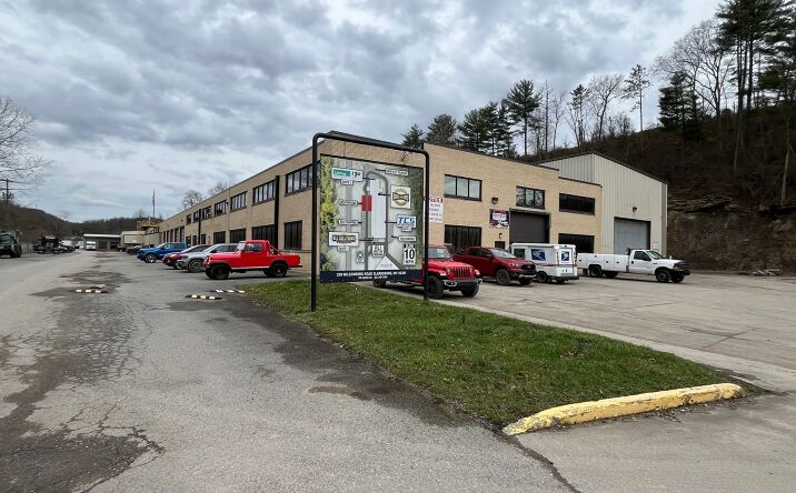 Pictures of Office property located at 339 Wilsonburg Road, Clarksburg, WV 26301 for sales - image #1