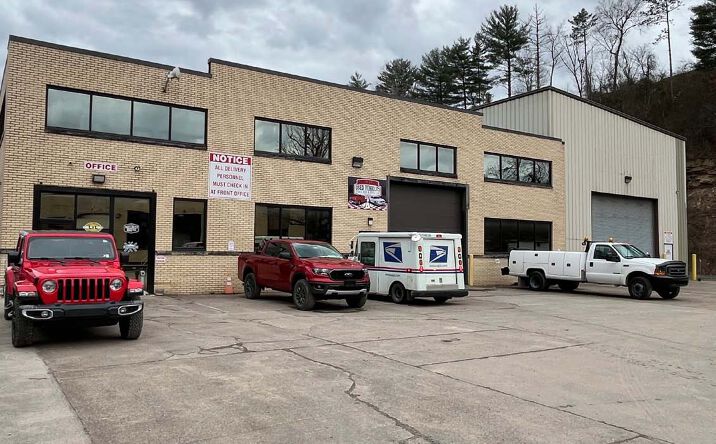 Pictures of Office property located at 339 Wilsonburg Road, Clarksburg, WV 26301 for sales - image #1