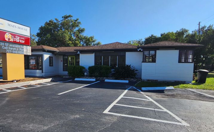 Pictures of Retail, Office property located at 4980 38th Ave N, St. Petersburg, FL 33710 for sales - image #1