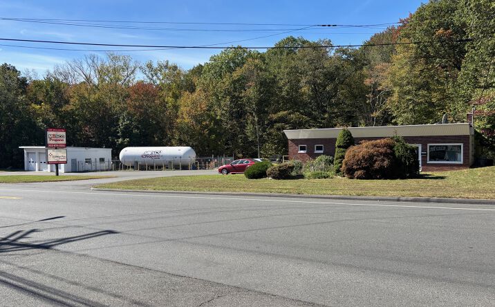 Pictures of Industrial property located at 585 Wolcott Rd, Wolcott, CT 06716 for sales - image #1
