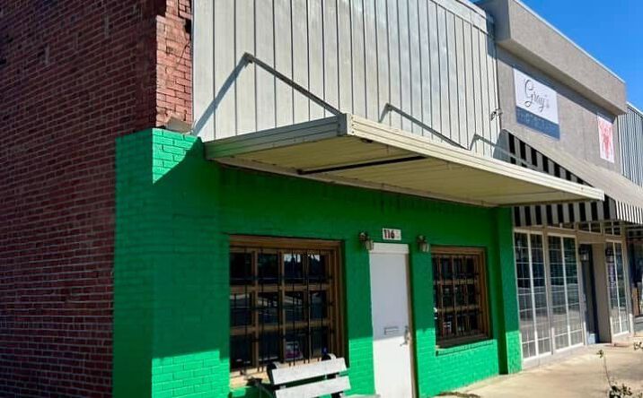 Pictures of Mixed Use, Office, Industrial property located at 116 N Main, Coalgate, OK 74538 for sales - image #1