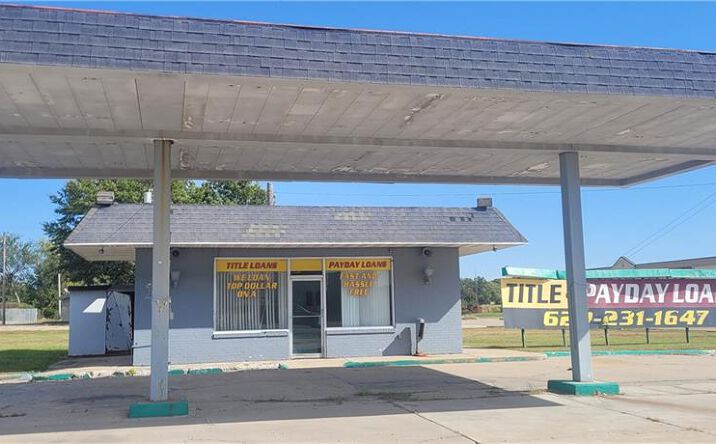 Pictures of Business for Sale, Office, Retail property located at 4026 Parkview Drive, Pittsburg, KS 66762 for sales - image #1