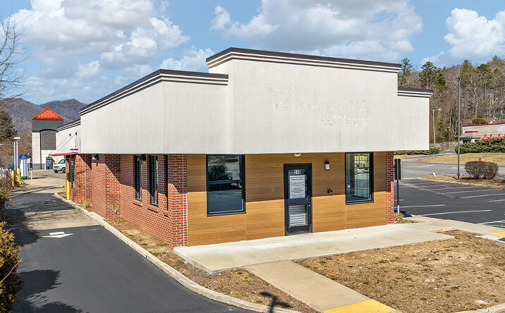Pictures of Retail property located at 510 NC-9, Black Mountain, NC 28711 for sales - image #1