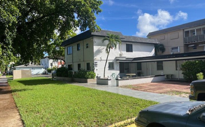 Pictures of Multifamily property located at XXXX Dewey Street, Hollywood, FL 33020 for sales - image #1