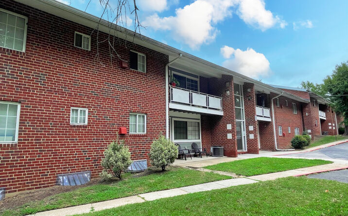 Pictures of Multifamily property located at 1631 Ingleside Ave, Woodlawn, MD 21207 for sales - image #1