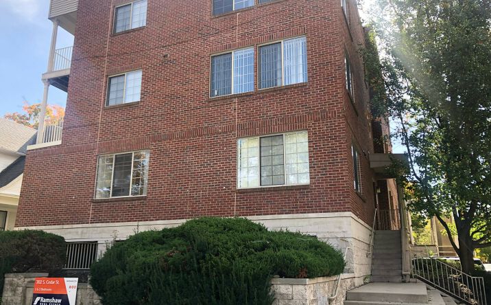 Pictures of Multifamily property located at 302 S Cedar St, Urbana, IL 61801 for sales - image #1