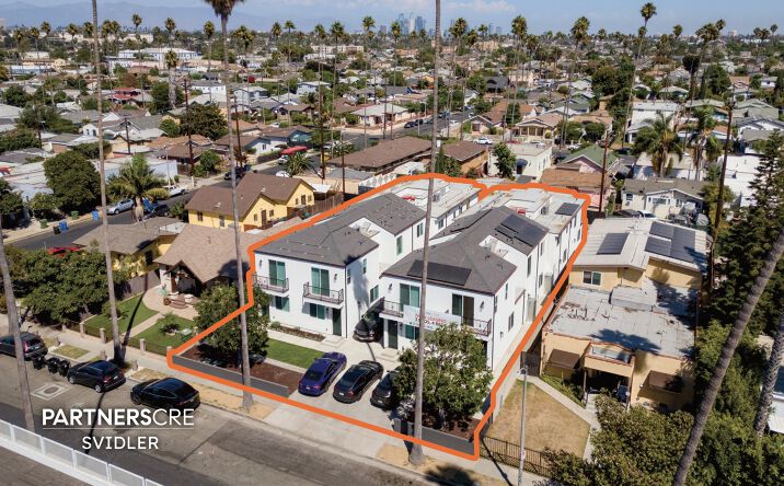 Pictures of Multifamily property located at 3612 10th Ave, Los Angeles, CA 90018 for sales - image #1