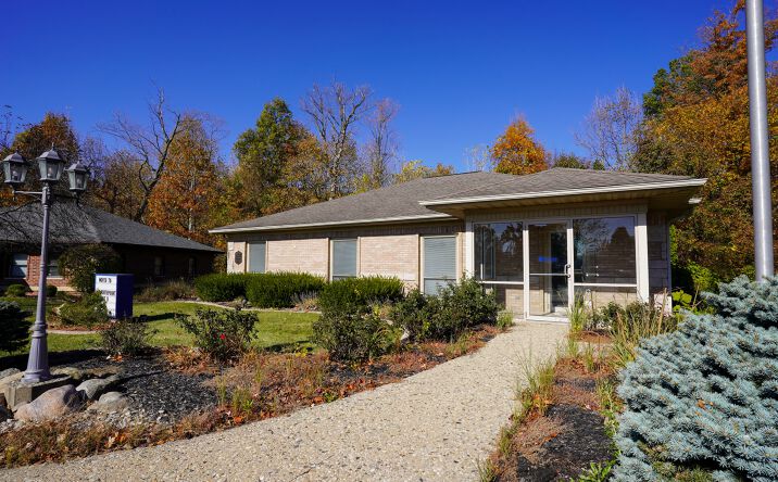 Pictures of Office property located at 328 Northpoint Ave, Huntington, IN 46750 for sales - image #1