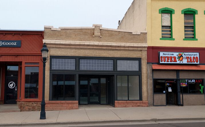 Pictures of Office, Retail, Special Purpose property located at 818 Grand Ave, Glenwood Springs, CO 81601 for sales - image #1