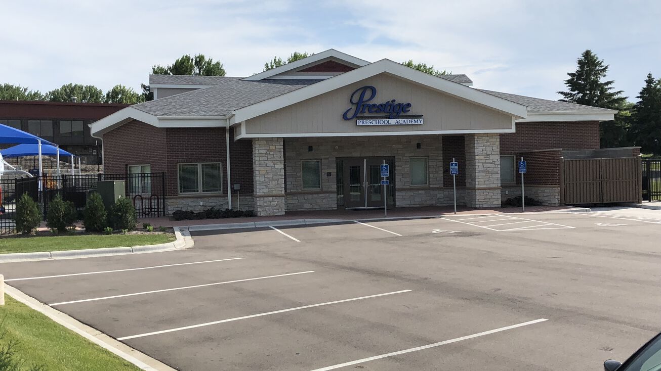 16427 Sierra Lakes Pkwy, Fontana, CA 92336 Retail